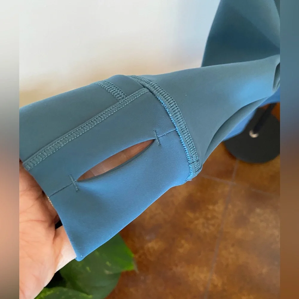 Lululemon Long-sleeve Define Dress Est. XS/4 Blue - Picture 11 of 14